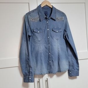 NWT Guess Denim Buttondown Shirt - Beautifully Embellished (L)